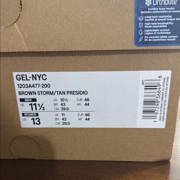 Men’s ASICS Earthy Tone Sneakers - Picture 7 of 7